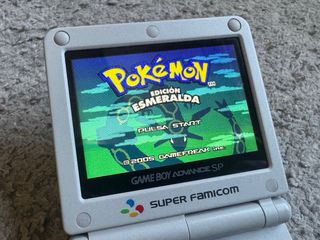 Pokemon Esmeralda GBA Original