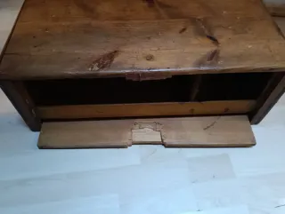 Maleta de madera antigua