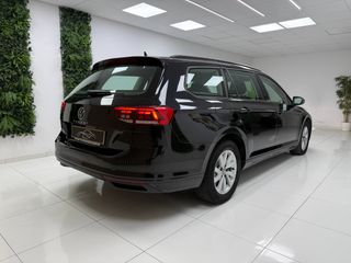 VW Passat Variant 2.0TDI Business desde 265€/mes*