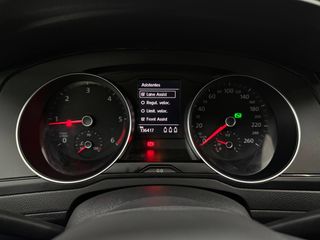 VW Passat Variant 2.0TDI Business desde 265€/mes*