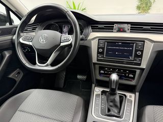 VW Passat Variant 2.0TDI Business desde 265€/mes*