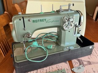 Máquina de coser Refrey Transforma 427