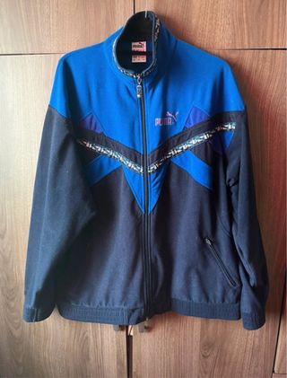 Chaqueta deportiva Puma azul y negra
