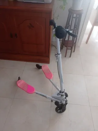 Patinete 3 Ruedas Rosa y Blanco