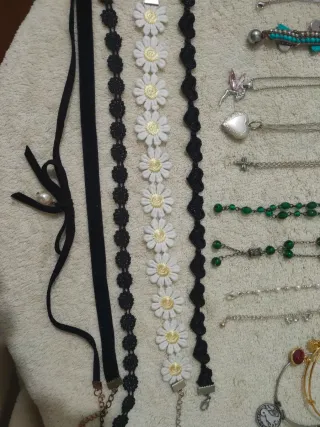 Lote bisutería variada