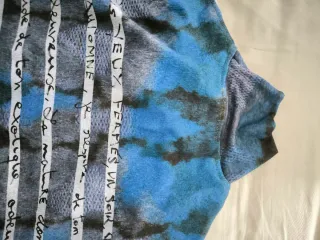 Top Desigual Multicolor con Estampado de Letras