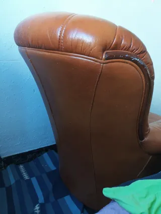 Due poltrone vintage in pelle