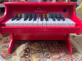 Piano Infantil Rojo ItsImagical