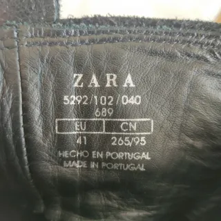 Botas altas de piel negras