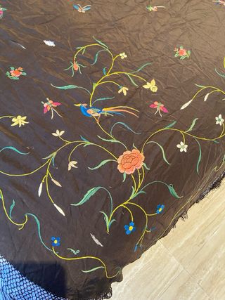 Mantón Manila Seda Ala de Mosca , antiguo