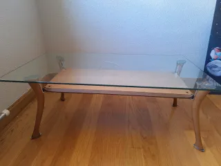 Tavolo da centro in vetro e legno