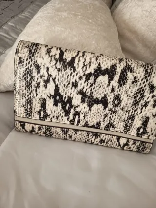 Bolso estampado serpiente