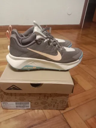 Nike Wildhorse 10 Zapatillas Trail Running Gris