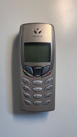 Teléfono Móvil Nokia 6510 Plata