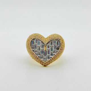 ANILLO CORAZON CON CIRCONITAS. Oro 18
