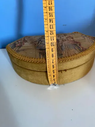 Antico portagioie francese