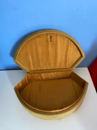 Antico portagioie francese