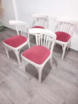 Sedie Vintage Rosse e Bianche