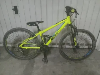 Bicicleta BH Spike 26 Amarilla