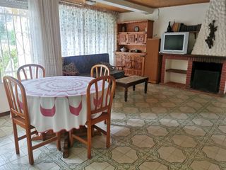 chalet con dos apartamentos zona norte