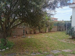 chalet con dos apartamentos zona norte