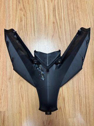 Tapa Delantera Xmax Negra