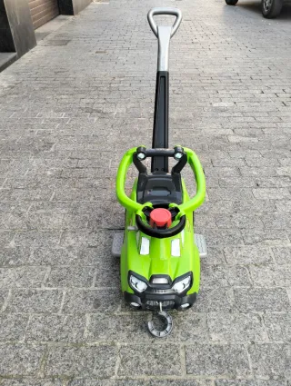 Correpasillos infantil verde con manillar