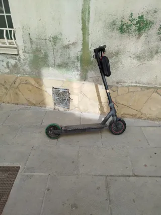 Patinete Eléctrico Negro