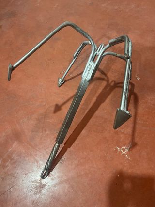 Ancla para barco de metal