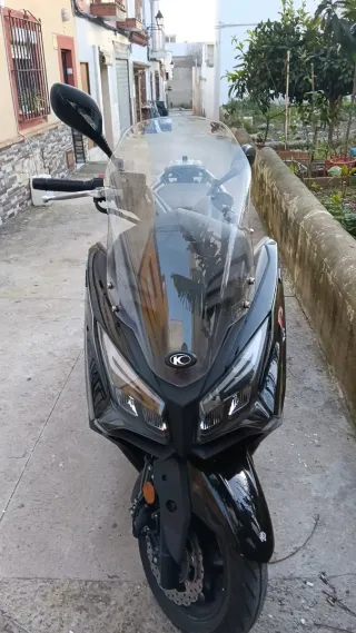 Kymco X-Town 125cc Negra 2022