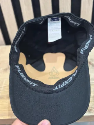 Gorra Volcom Flexfit Negra