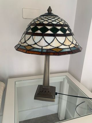 Lámpara de mesa Tiffany cristal y metal