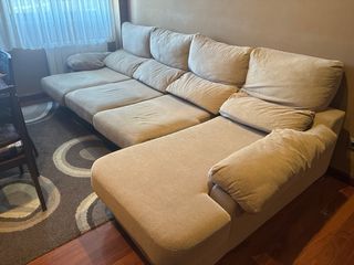 Sofá de 4 plazas en tela beige