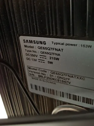 TV Samsung 65 QE65Q7 con golpe