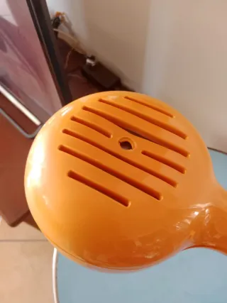 Lampada da scrivania arancione