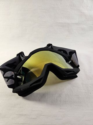 Gafas de esquí con lente espejada