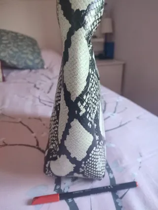 Bolso Parfois estampado piel serpiente