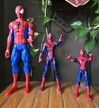 3 Figuras Spiderman