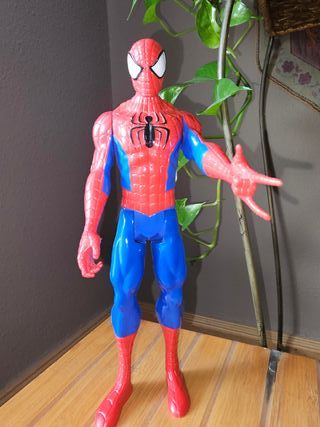 3 Figuras Spiderman
