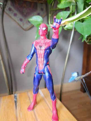 3 Figuras Spiderman