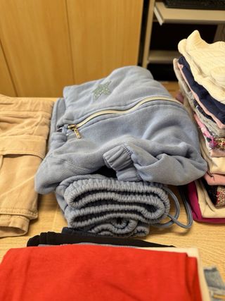 Lotto abbigliamento bambina 8-10 anni