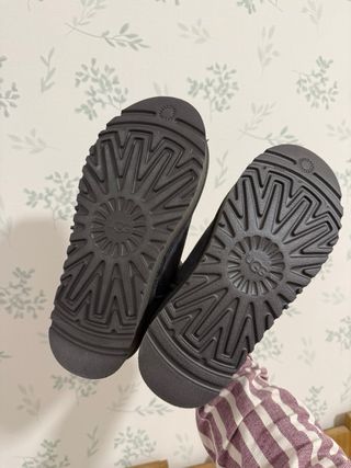 Botines UGG grises talla 36