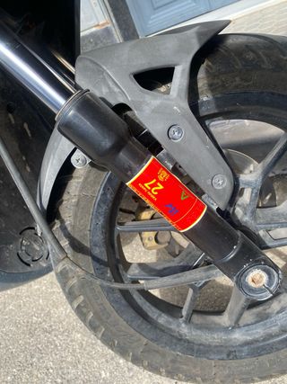 Aprilia SR Motard 125 Scooter Automática