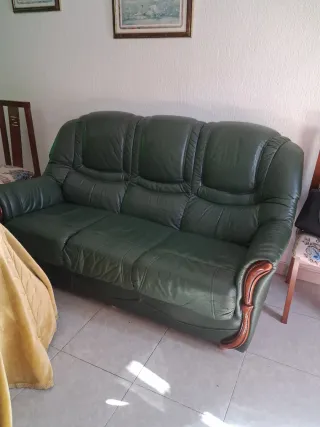 Divano in pelle verde