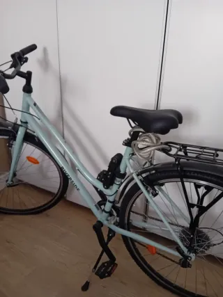 Bicicleta Trekking Cuadro Bajo Riverside