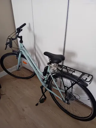 Bicicleta Trekking Cuadro Bajo Riverside