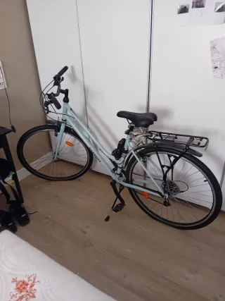 Bicicleta Trekking Cuadro Bajo Riverside