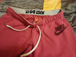 Pantalón deportivo Nike fucsia