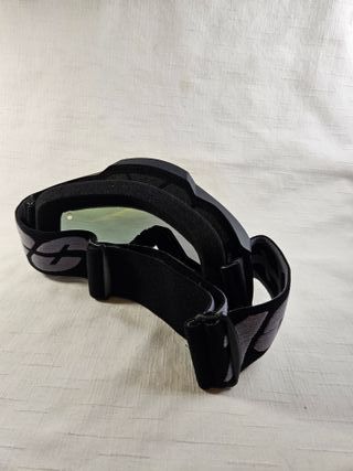 Gafas de esquí con lente amarilla