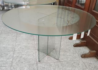 Mesa redonda cristal tallado mate y pie cristal